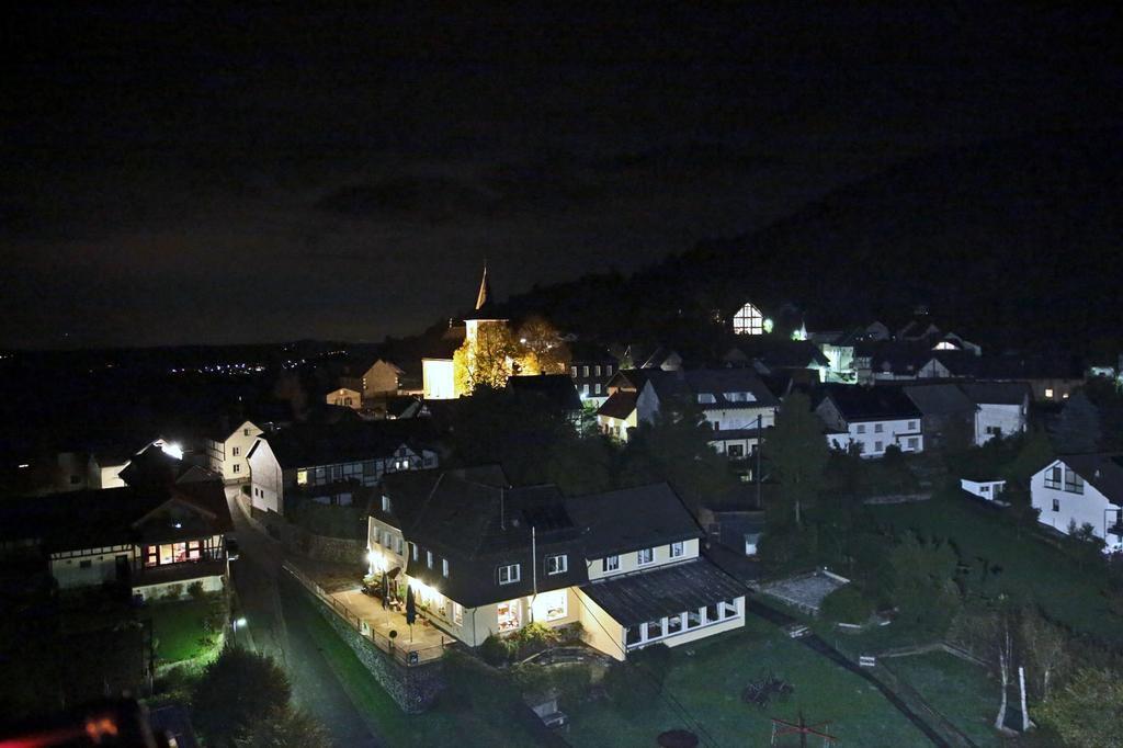 Gasthaus Zur Burgschaenke Ξενοδοχείο Aremberg Εξωτερικό φωτογραφία